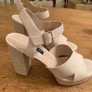 NWOB Nine West nude block heel sandals, size 10.5